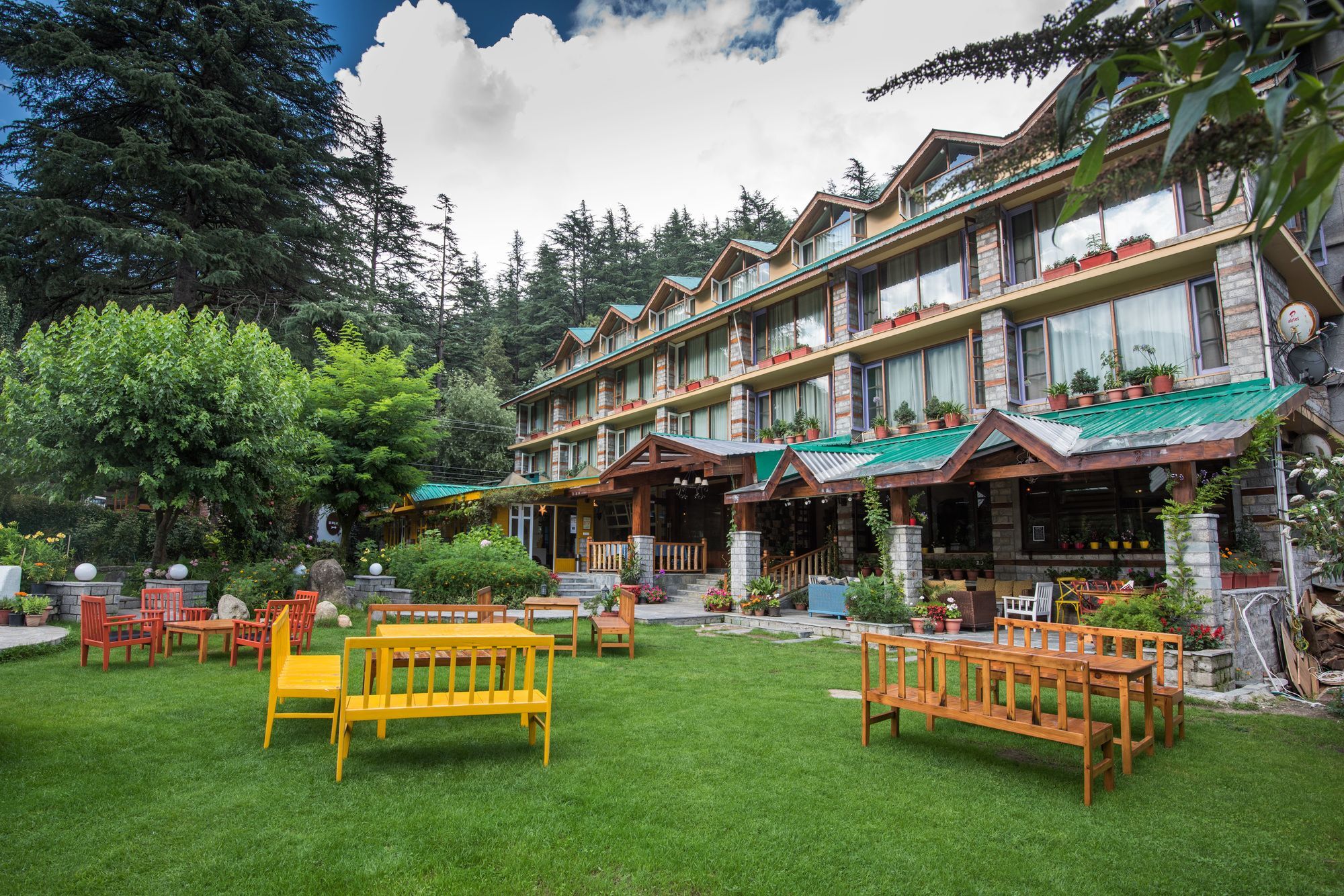 Johnson Lodge & Spa Manali  Bagian luar foto